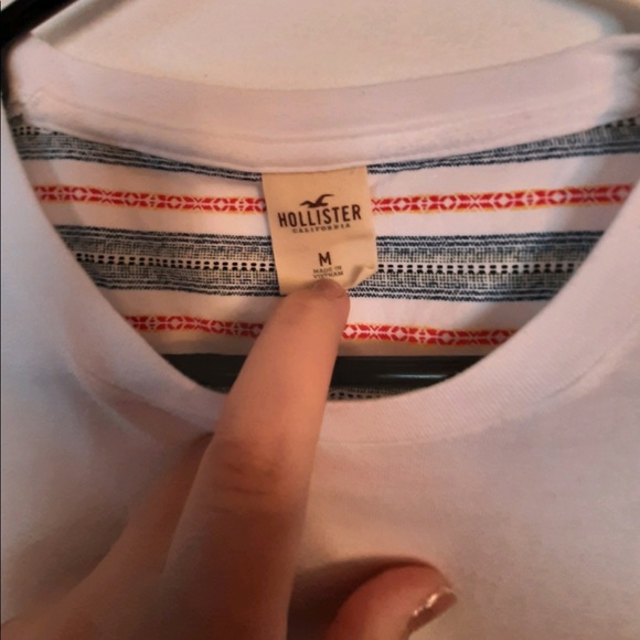 Hollister T-shirt - Picture 3 of 4